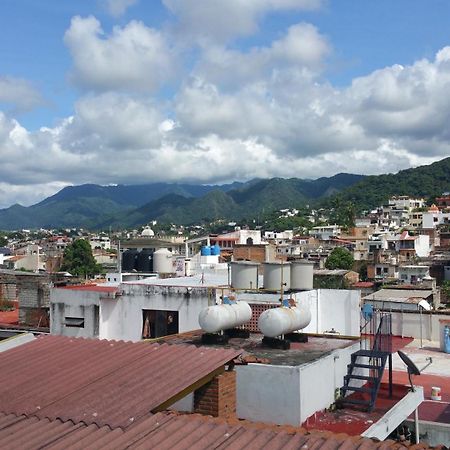 Hostal Enjoy Vallarta 19 プエルトバラータ エクステリア 写真